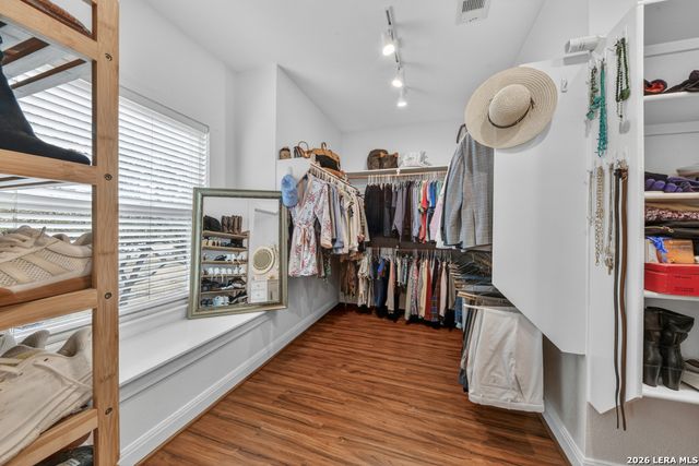 101 CIBOLO HOLLOW N, Fair Oaks Ranch, TX 78015