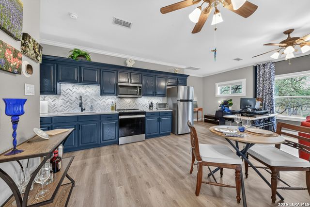 101 CIBOLO HOLLOW N, Fair Oaks Ranch, TX 78015