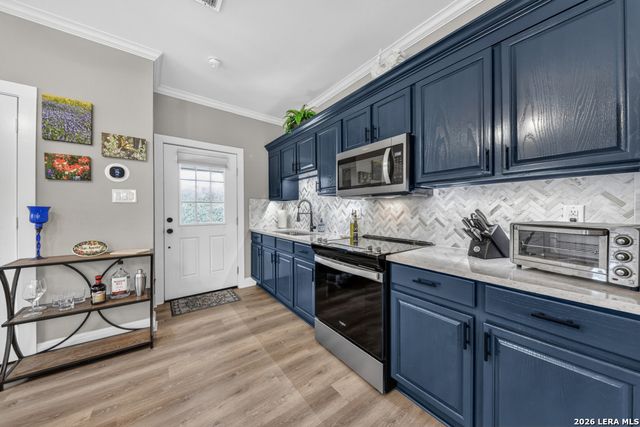 101 CIBOLO HOLLOW N, Fair Oaks Ranch, TX 78015