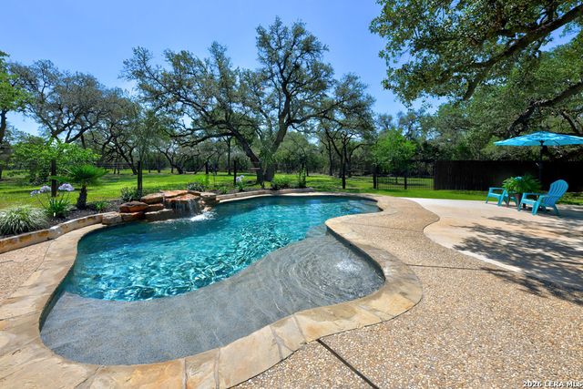 101 CIBOLO HOLLOW N, Fair Oaks Ranch, TX 78015
