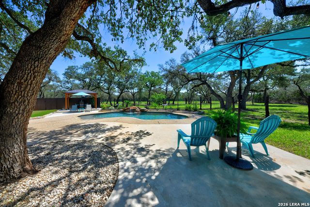 101 CIBOLO HOLLOW N, Fair Oaks Ranch, TX 78015