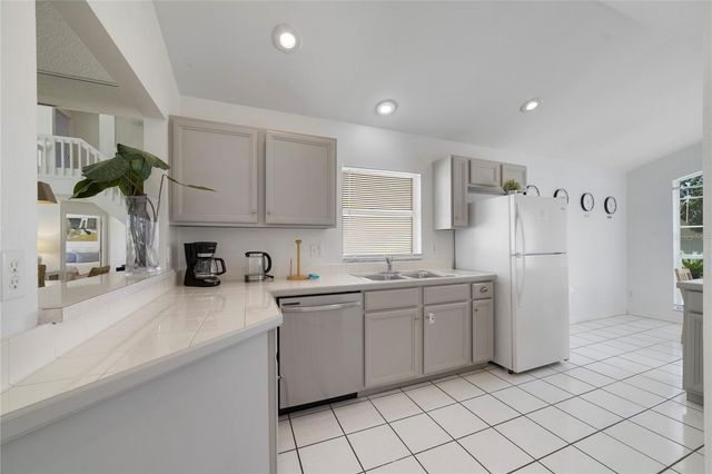 2135 MALLORY CIRCLE, Haines City, FL 33844