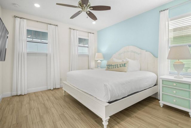 8045 LOST SHAKER LANE, Kissimmee, FL 34747