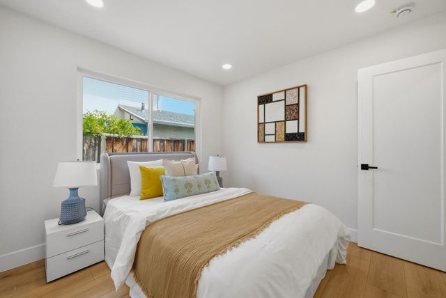 3338 Woodside Lane, San Jose, CA 95121