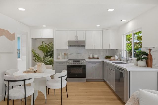 3338 Woodside Lane, San Jose, CA 95121