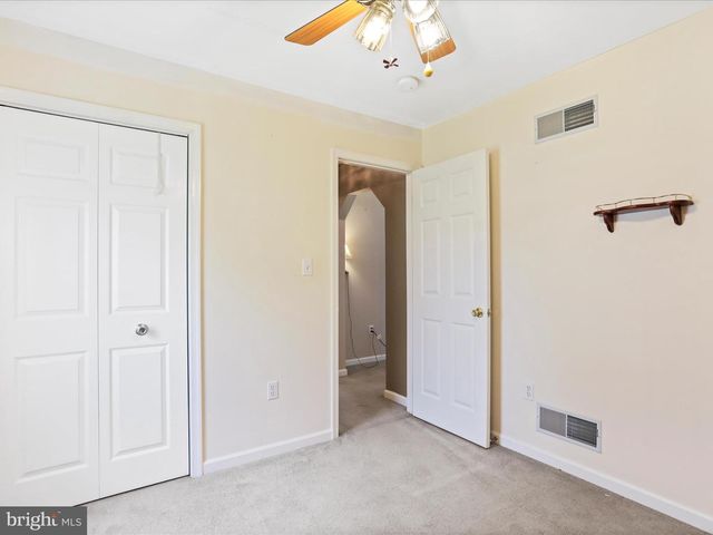6 BLAKE, Martinsburg, WV 25404