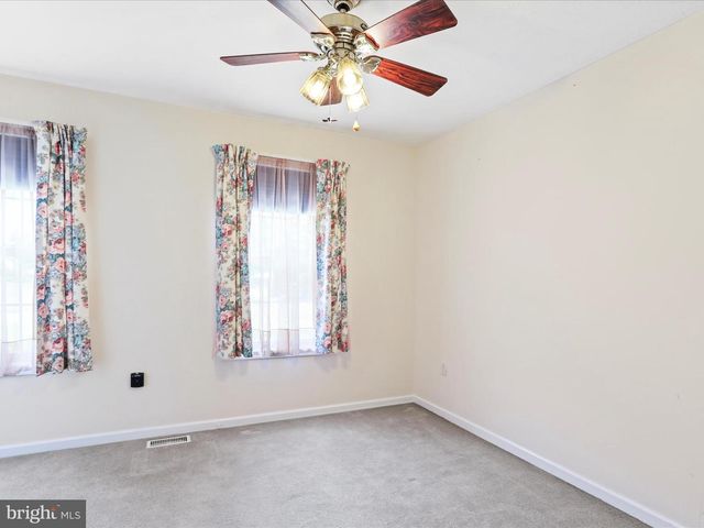 6 BLAKE, Martinsburg, WV 25404