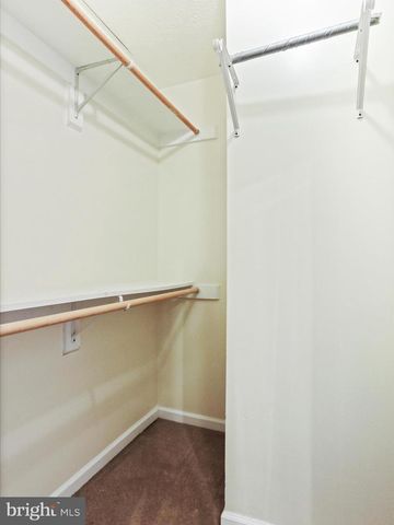 6 BLAKE, Martinsburg, WV 25404