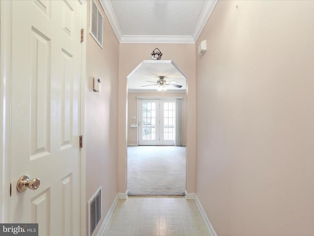 6 BLAKE, Martinsburg, WV 25404