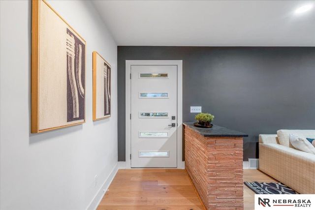 2009 S 88th Street, Omaha, NE 68124