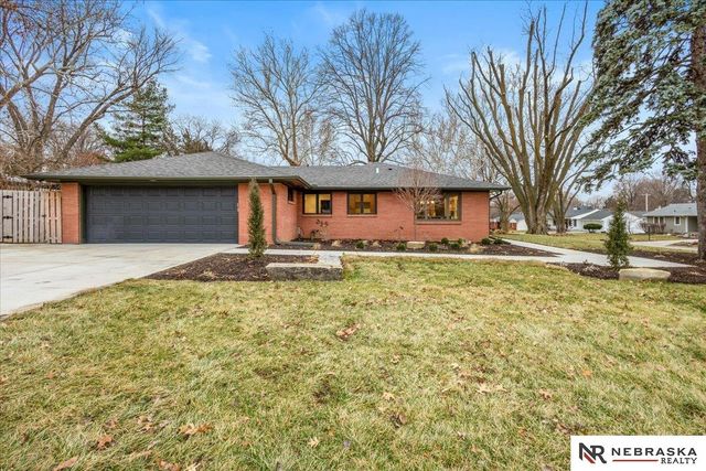 2009 S 88th Street, Omaha, NE 68124