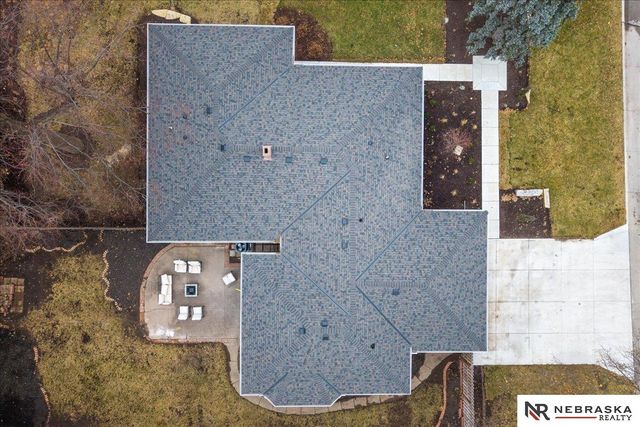 2009 S 88th Street, Omaha, NE 68124