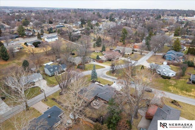 2009 S 88th Street, Omaha, NE 68124