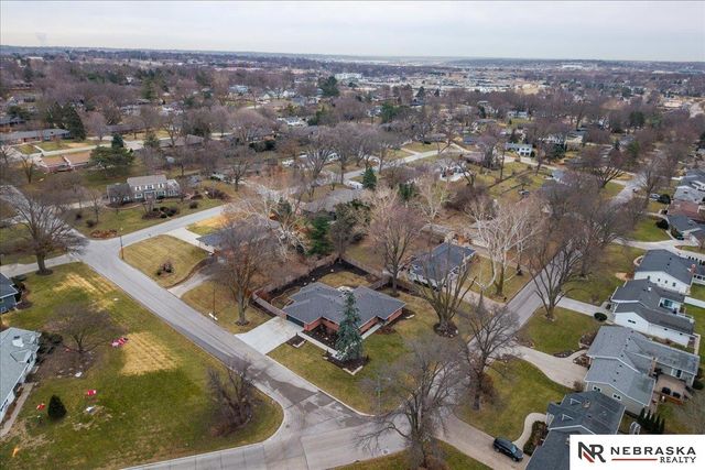 2009 S 88th Street, Omaha, NE 68124