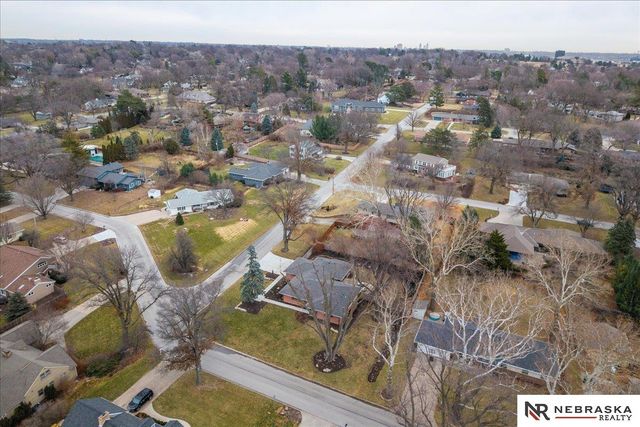 2009 S 88th Street, Omaha, NE 68124