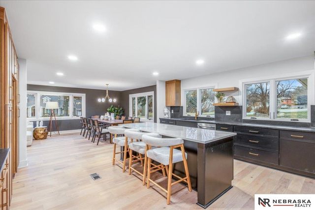 2009 S 88th Street, Omaha, NE 68124