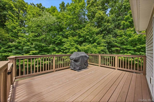 83 Whitford Road, Westtown, NY 10998