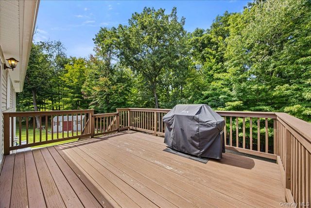 83 Whitford Road, Westtown, NY 10998