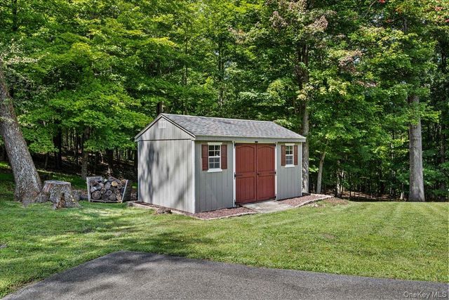 83 Whitford Road, Westtown, NY 10998