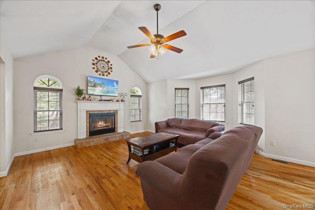 83 Whitford Road, Westtown, NY 10998