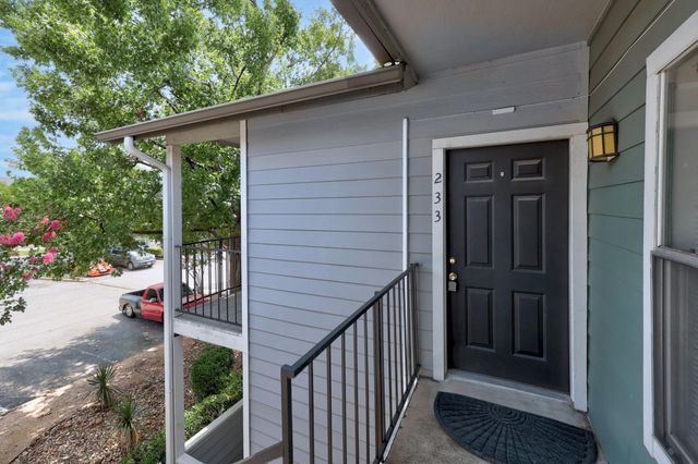 12166 Metric BLVD 233, Austin, TX 78758