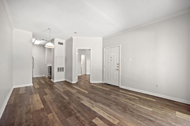 12166 Metric BLVD 233, Austin, TX 78758
