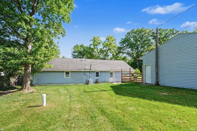 19948 Elizabeth Street, South Bend, IN 46637