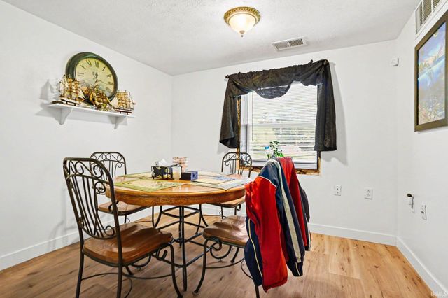 19948 Elizabeth Street, South Bend, IN 46637
