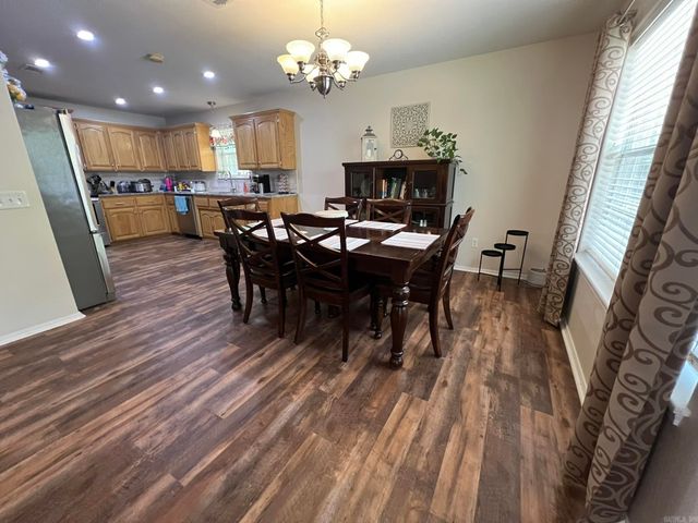 301 Pin Oak, Mena, AR 71953