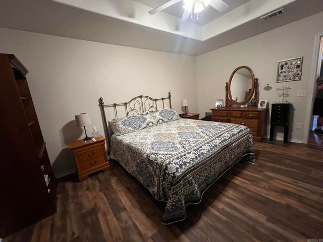 301 Pin Oak, Mena, AR 71953