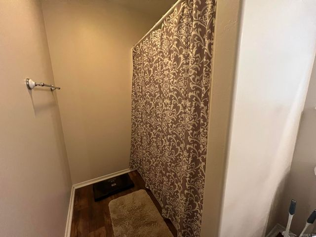 301 Pin Oak, Mena, AR 71953