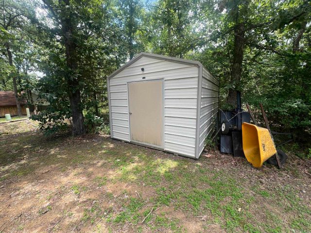 301 Pin Oak, Mena, AR 71953