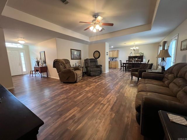 301 Pin Oak, Mena, AR 71953