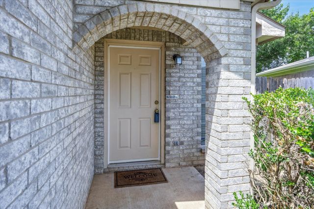 2611 Winding Road, Fort Worth, TX 76133