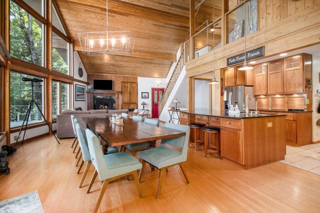 6218 N Loggers Lane, Ludington, MI 49431