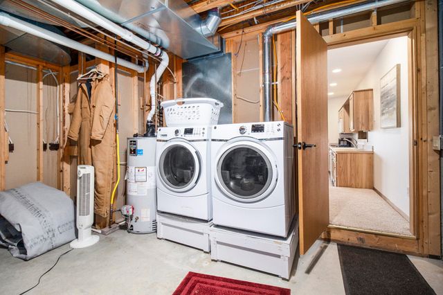 6218 N Loggers Lane, Ludington, MI 49431