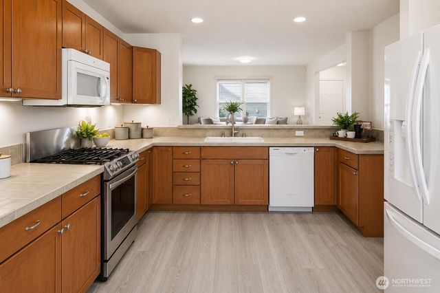 36703 SE Gravenstein Court, Snoqualmie, WA 98065