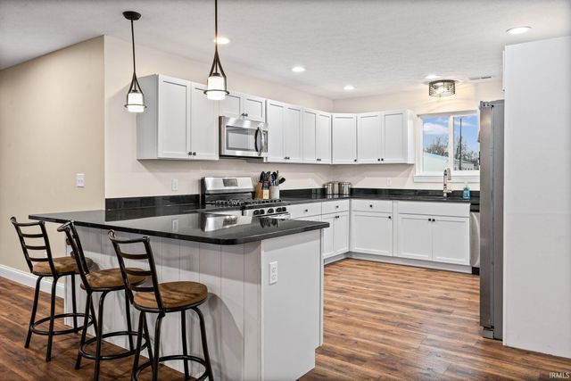 107 E 3rd Street, Otterbein, IN 47970