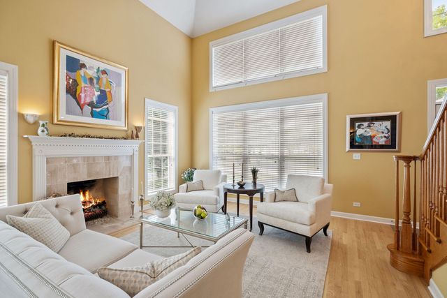 805 Stone Canyon Circle, Inverness, IL 60010