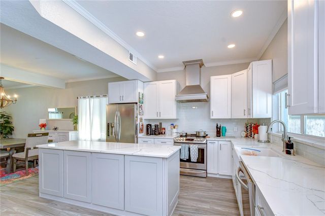 19312 SEA MIST LANE, Lutz, FL 33558