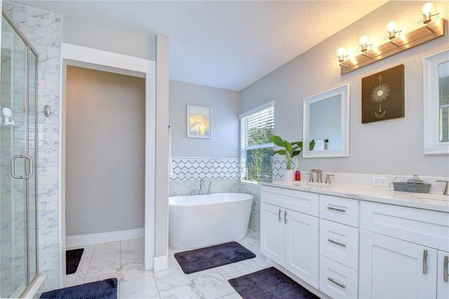 19312 SEA MIST LANE, Lutz, FL 33558