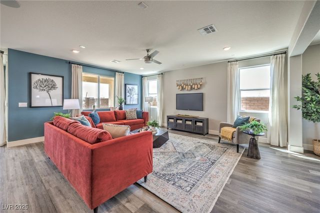 1509 Kaylis Cove Place 13, North Las Vegas, NV 89084