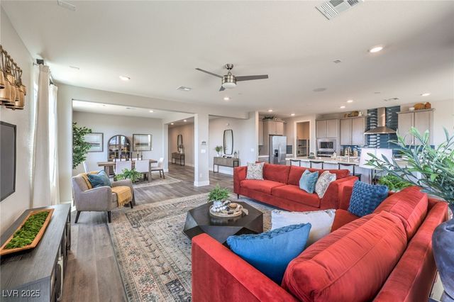 1509 Kaylis Cove Place 13, North Las Vegas, NV 89084