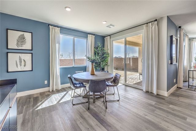 1509 Kaylis Cove Place 13, North Las Vegas, NV 89084