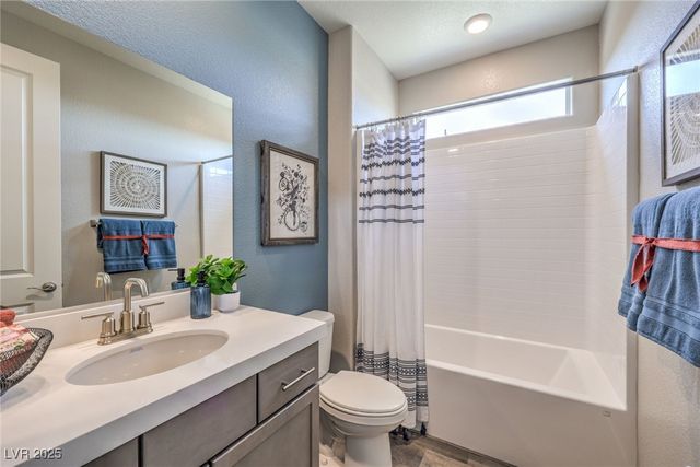 1509 Kaylis Cove Place 13, North Las Vegas, NV 89084