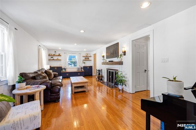387 Passaic Avenue, Nutley, NJ 07110
