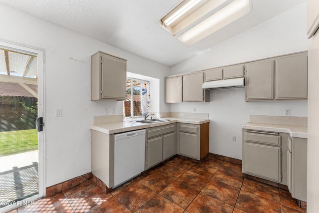 45311 Century Circle, Lancaster, CA 93535