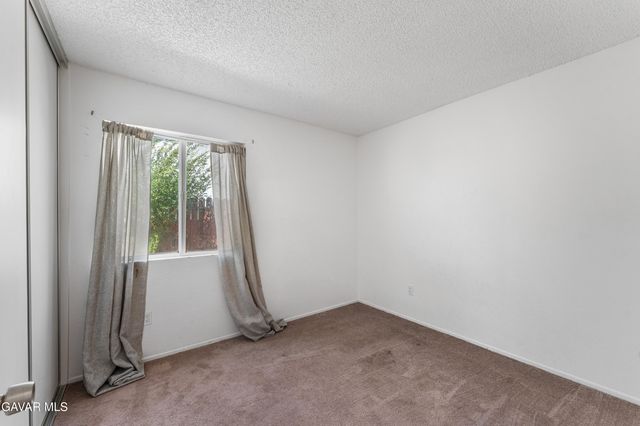 45311 Century Circle, Lancaster, CA 93535