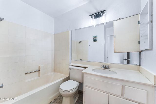 45311 Century Circle, Lancaster, CA 93535