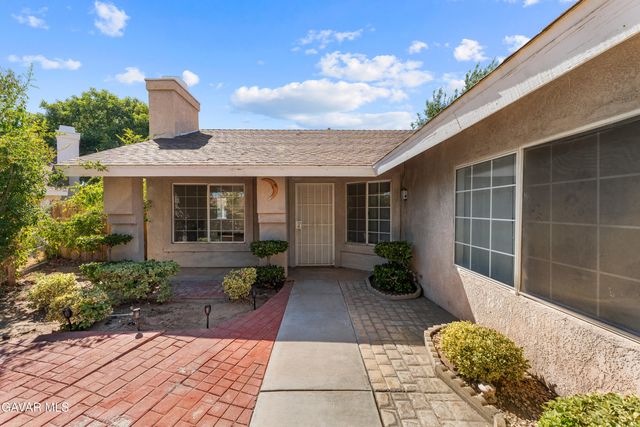 45311 Century Circle, Lancaster, CA 93535